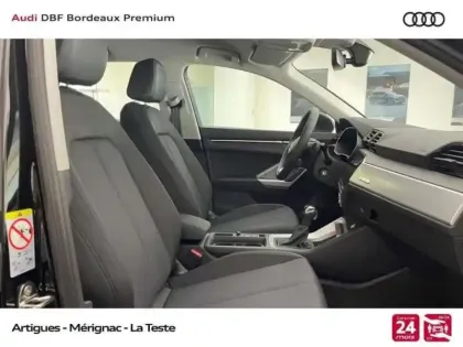 Photo 5 Audi Q3 35 TFSI 150 ch S tronic 7 Business line