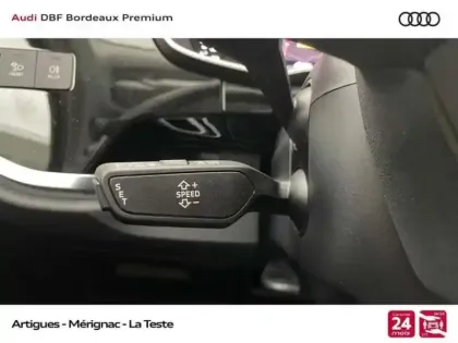 Photo 7 Audi Q3 35 TFSI 150 ch S tronic 7 Business line
