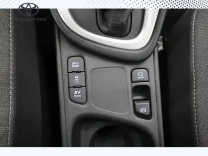 Photo 15 Toyota Yaris Hybride 116h Dynamic