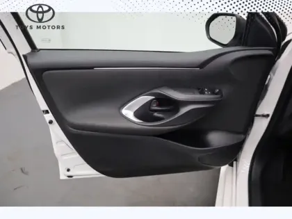 Photo 10 Toyota Yaris Hybride 116h Dynamic