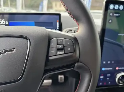 Photo 20 Ford Mustang 294ch Extended Range 91kWh Premium Propulsion