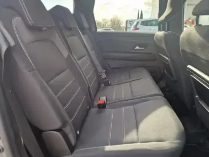 Photo 24 Dacia Jogger 7 Places Extreme Hybrid 140