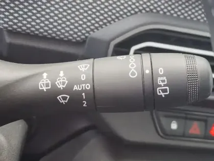 Photo 11 Dacia Jogger 7 Places Extreme Hybrid 140