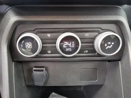 Photo 9 Dacia Jogger 7 Places Extreme Hybrid 140