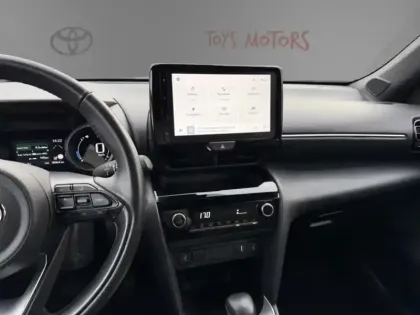 Photo 17 Toyota Yaris 1.5 HYBRID 116H DESIGN AUTO