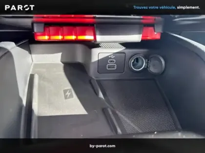 Photo 16 Ford Kuga 2.5 Duratec 180ch Hybrid FlexiFuel Titanium Business Powershift