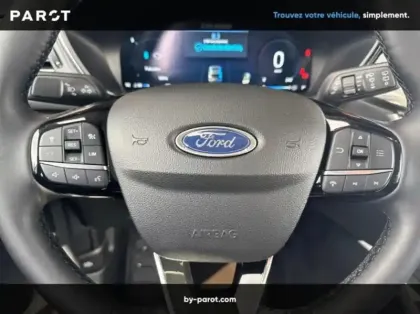 Photo 15 Ford Kuga 2.5 Duratec 180ch Hybrid FlexiFuel Titanium Business Powershift