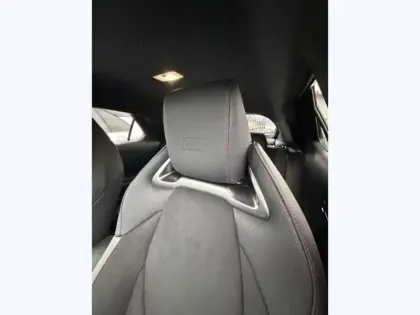 Photo 24 Toyota C-HR 1.8 Hybride 140 GR Sport Pack Techno + HYBR