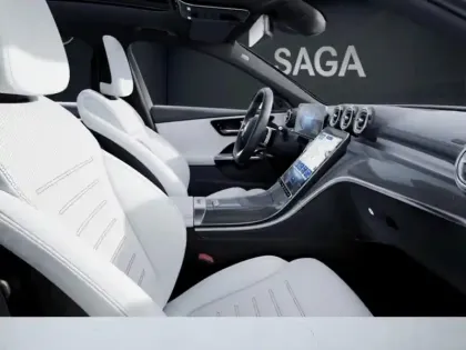 Photo 37 Mercedes Classe C Gén. V (S206) Ph1 AMG Line + 5