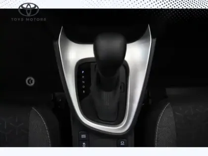 Photo 15 Toyota Yaris Hybride 1.5 HYBRID 116H DYNAMIC