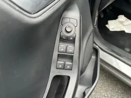 Photo 5 Ford Puma 1.0 Flexifuel 125ch S&S mHEV Titanium