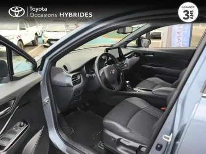 Photo 10 Toyota C-HR  1.8 Hybride 122ch Design E-CVT