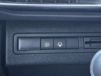 Photo 11 Peugeot 3008  1.2 PureTech 130ch S&S GT EAT8