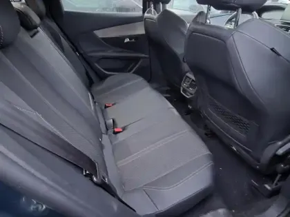 Photo 8 Peugeot 3008  1.2 PureTech 130ch S&S GT EAT8