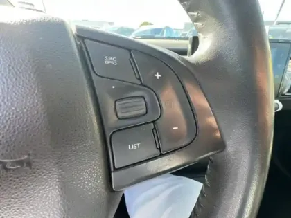 Photo 14 Citroën C4  Cactus PureTech 110ch S&S Shine E6.d