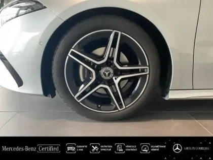 Photo 14 Mercedes Classe A  200 163ch AMG Line 7G-DCT