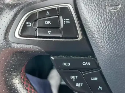 Photo 13 Ford Ecosport  1.0 EcoBoost 125ch ST-Line