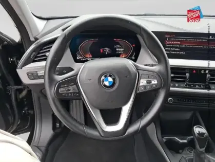 Photo 26 BMW Serie 1 Série 1 118d 150ch Edition M Design 8cv