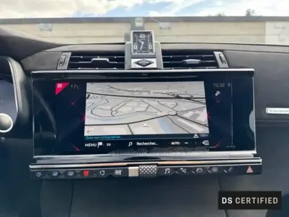 Photo 13 DS DS 7  Crossback PureTech 180ch Louvre Automatique