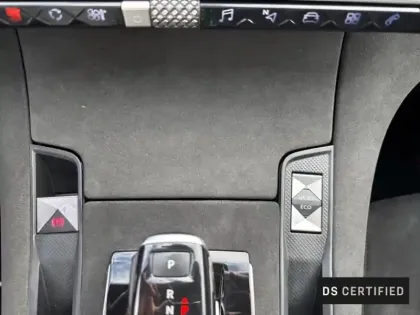 Photo 12 DS DS 7  Crossback PureTech 180ch Louvre Automatique