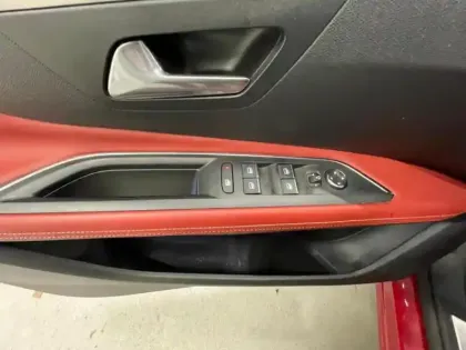 Photo 10 Peugeot 3008  HYBRID 225ch GT Pack e-EAT8