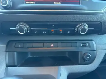 Photo 12 Citroën Jumpy Gén. III Ph1 NG Club 1