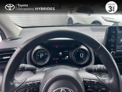 Photo 12 Toyota Yaris  116h Design 5p MY22