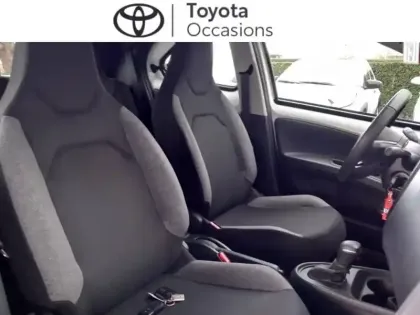 Photo 11 Toyota Aygo  X 1.0 VVT-i 72ch Dynamic S-CVT