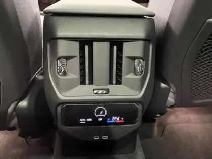 Photo 14 BMW X3  xDrive30e 299ch M Sport