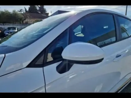 Photo 14 Renault Clio Gén. V (BJA) Ph1 NG Evolution 5