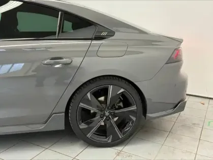 Photo 6 Peugeot 508  SW HYBRID4 360ch e-EAT8 PEUGEOT SPORT ENGINEERED