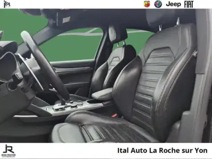 Photo 8 Alfa Romeo Stelvio  2.2 Diesel 210ch Veloce Q4 AT8 MY21