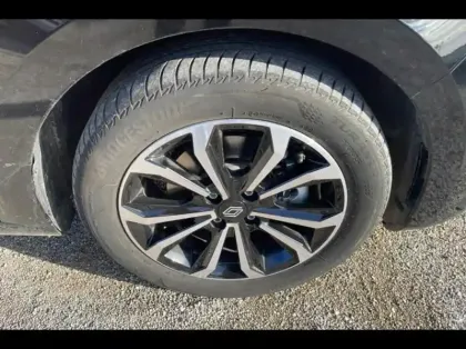 Photo 12 Renault Clio  1.6 E-Tech 145ch full hybrid Techno - 24