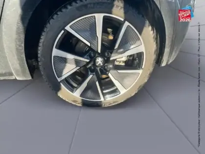 Photo 9 Peugeot 208  e- 136ch GT