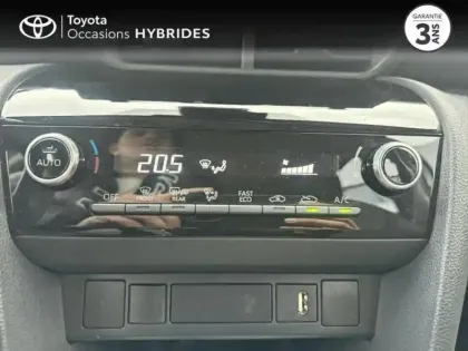 Photo 12 Toyota Yaris  Cross 116h Dynamic MY22