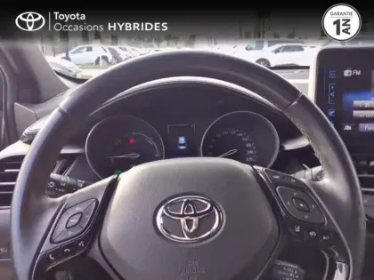 Photo 12 Toyota C-HR  122h Edition 2WD E-CVT RC18