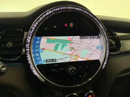 Photo 12 Mini Mini  5 Portes Cooper 136ch Edition Premium BVA7