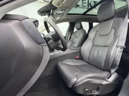 Photo 6 Volvo Xc60  T6 Hybride Rechargeable 253 + 145ch Ultra Style Dark Geartronic 8 AWD