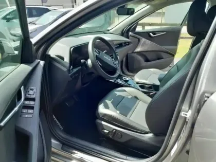 Photo 11 Kia Niro  1.6 GDi 129ch HEV Premium DCT6