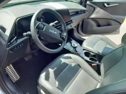 Photo 13 Kia Niro  1.6 GDi 129ch HEV Premium DCT6