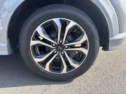 Photo 14 Ford Puma  1.0 Flexifuel 125ch S&S mHEV ST-Line