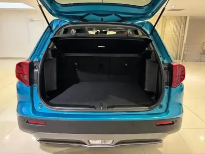 Photo 17 Suzuki Vitara  1.4 Boosterjet Hybrid 129ch Privilège Auto Allgrip Tpano Camera