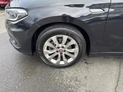 Photo 8 Fiat Tipo  1.4 95ch Easy 5p