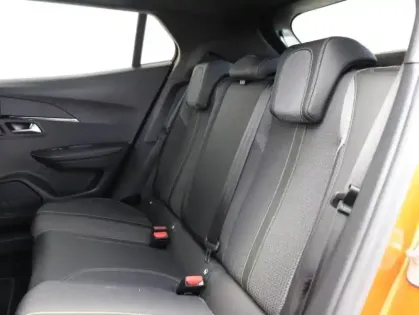 Photo 9 Peugeot 2008  1.2 PureTech 130ch S&S GT Line EAT8 7cv