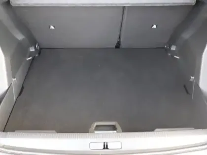 Photo 5 Peugeot 2008  1.2 PureTech 130ch S&S GT Line EAT8 7cv