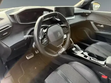 Photo 39 Peugeot 2008 Gén. II Ph1 NG GT 5