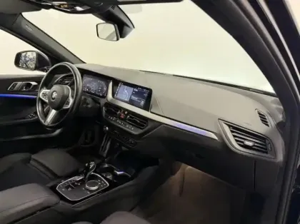 Photo 7 BMW Serie 1 Série 1 118iA 136ch M Sport DKG7