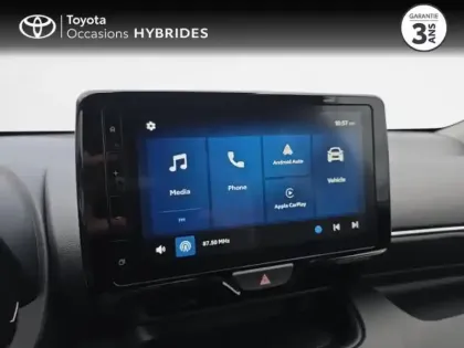 Photo 14 Toyota Yaris  116h Dynamic Business + Programme Toyota Experience 5p MC24