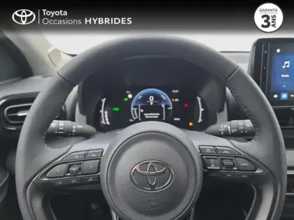 Photo 12 Toyota Yaris  116h Dynamic Business + Programme Toyota Experience 5p MC24
