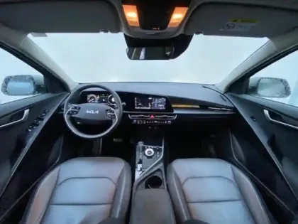 Photo 11 Kia Niro  1.6 GDi 141ch HEV Premium DCT6